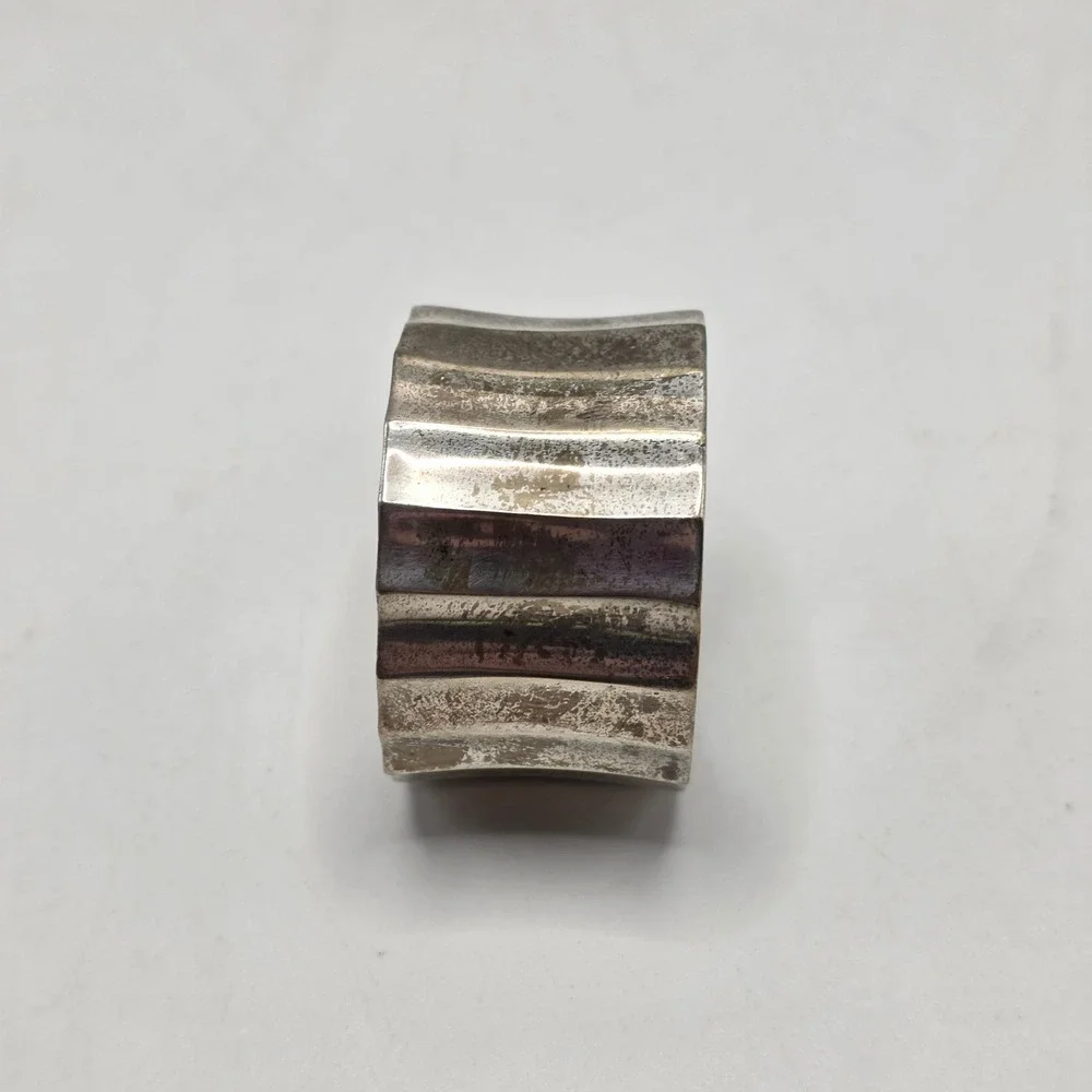 Napkin Ring Silver Plated Ribbed Vintage Mid Century Table Decor Patina